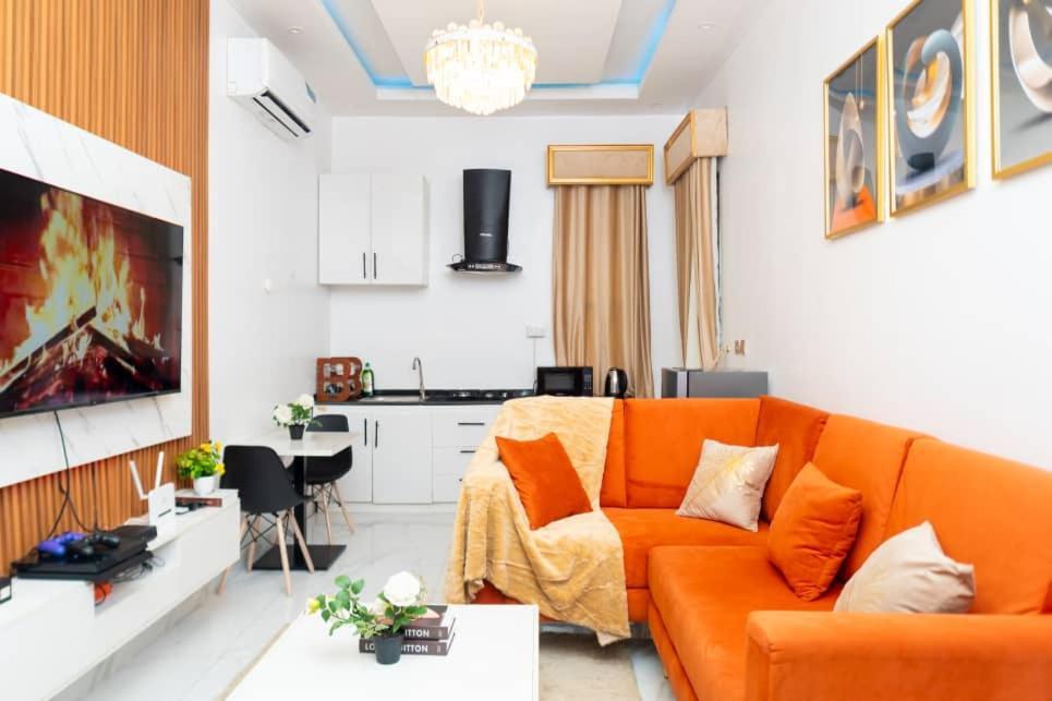 Urban Retreat Luxury Shortlet Apartment Lekki Ajah Lagos With Pool And Gym Eksteriør billede